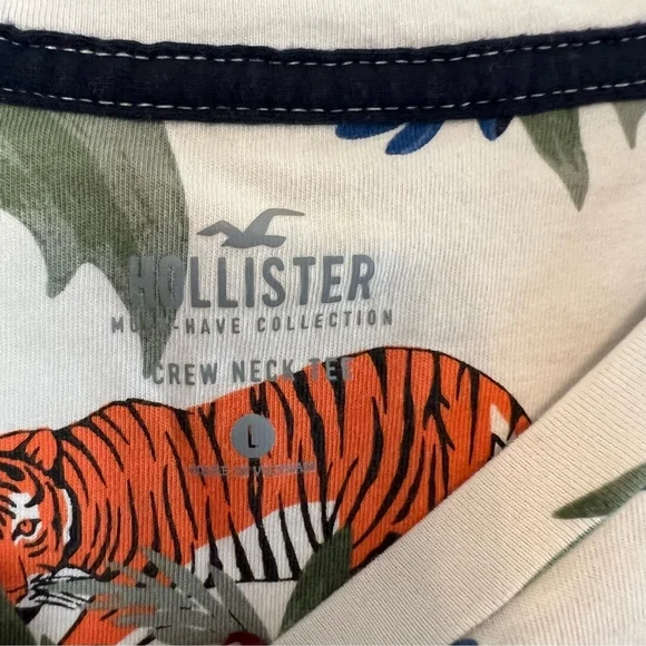 Hollister Tiger &‎ Flowers All Over Print Novelty T-Shirt Large - Picture 3 of 8